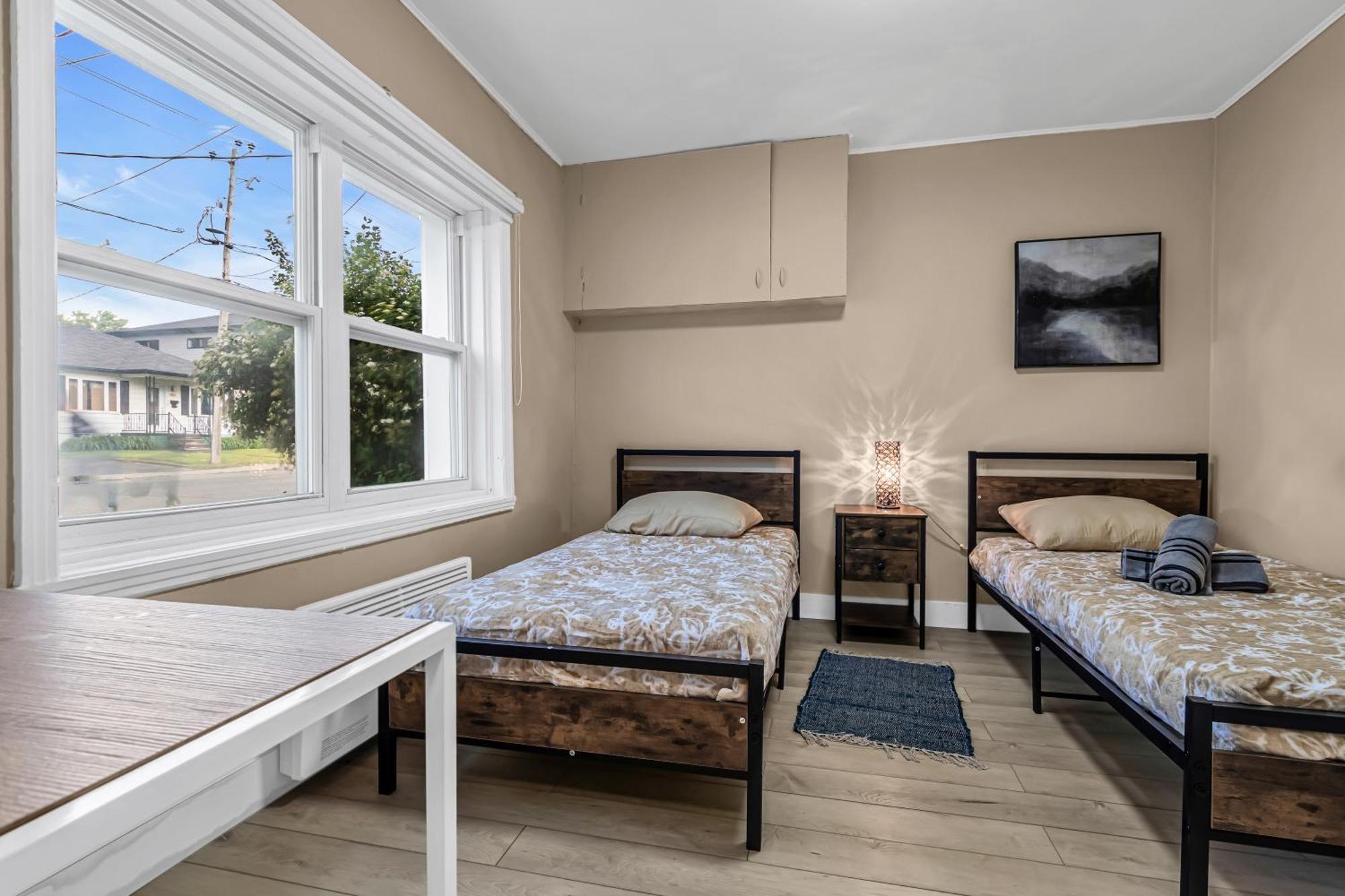 Beautiful 2 Bdr South Shore Montreal ลองกัยล์ ภายนอก รูปภาพ